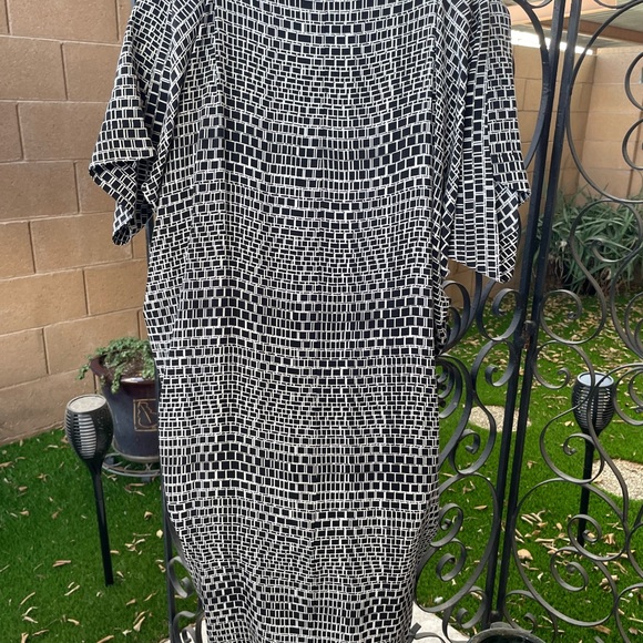 Vince 100% Silk Black Art Deco Print Dress M - Picture 5 of 10